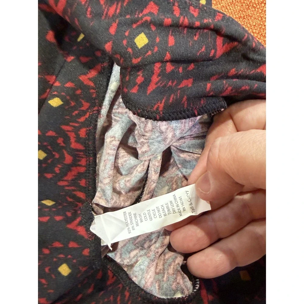 LuLaRoe Leggings Women Tall & Curvy Black‎ Red Ikat Geometric NWT Soft T&C